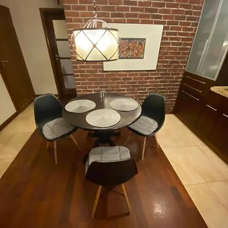 Niewielki Jedno Lub Dwuosobowy W Duzym Mieszkaniu W Wrzeszcz Ul Smoluchowskiego Kolo Akademii Medycznej - Cooliving *