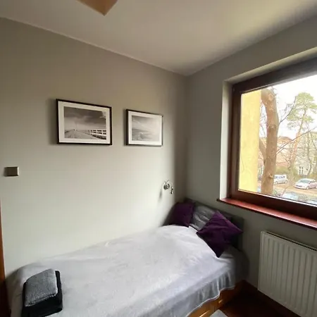 Niewielki Jedno Lub Dwuosobowy W Duzym Mieszkaniu W Wrzeszcz Ul Smoluchowskiego Kolo Akademii Medycznej - Cooliving *