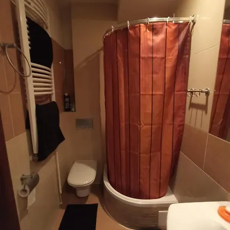 Niewielki Jedno Lub Dwuosobowy W Duzym Mieszkaniu W Wrzeszcz Ul Smoluchowskiego Kolo Akademii Medycznej - Cooliving * Гданьск