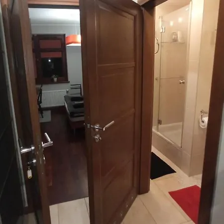 Pokój Jedno Lub Dwuosobowy W Dużym Mieszkaniu W Wrzeszcz Ul Smoluchowskiego Koło Akademii Medycznej Habitación en casa particular Gdansk