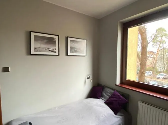 Niewielki Jedno Lub Dwuosobowy W Duzym Mieszkaniu W Wrzeszcz Ul Smoluchowskiego Kolo Akademii Medycznej - Cooliving *