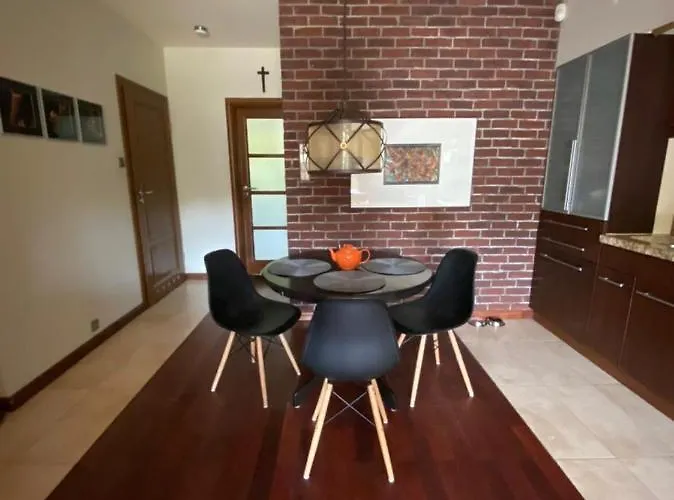 Niewielki Jedno Lub Dwuosobowy W Duzym Mieszkaniu W Wrzeszcz Ul Smoluchowskiego Kolo Akademii Medycznej - Cooliving * Гданьск